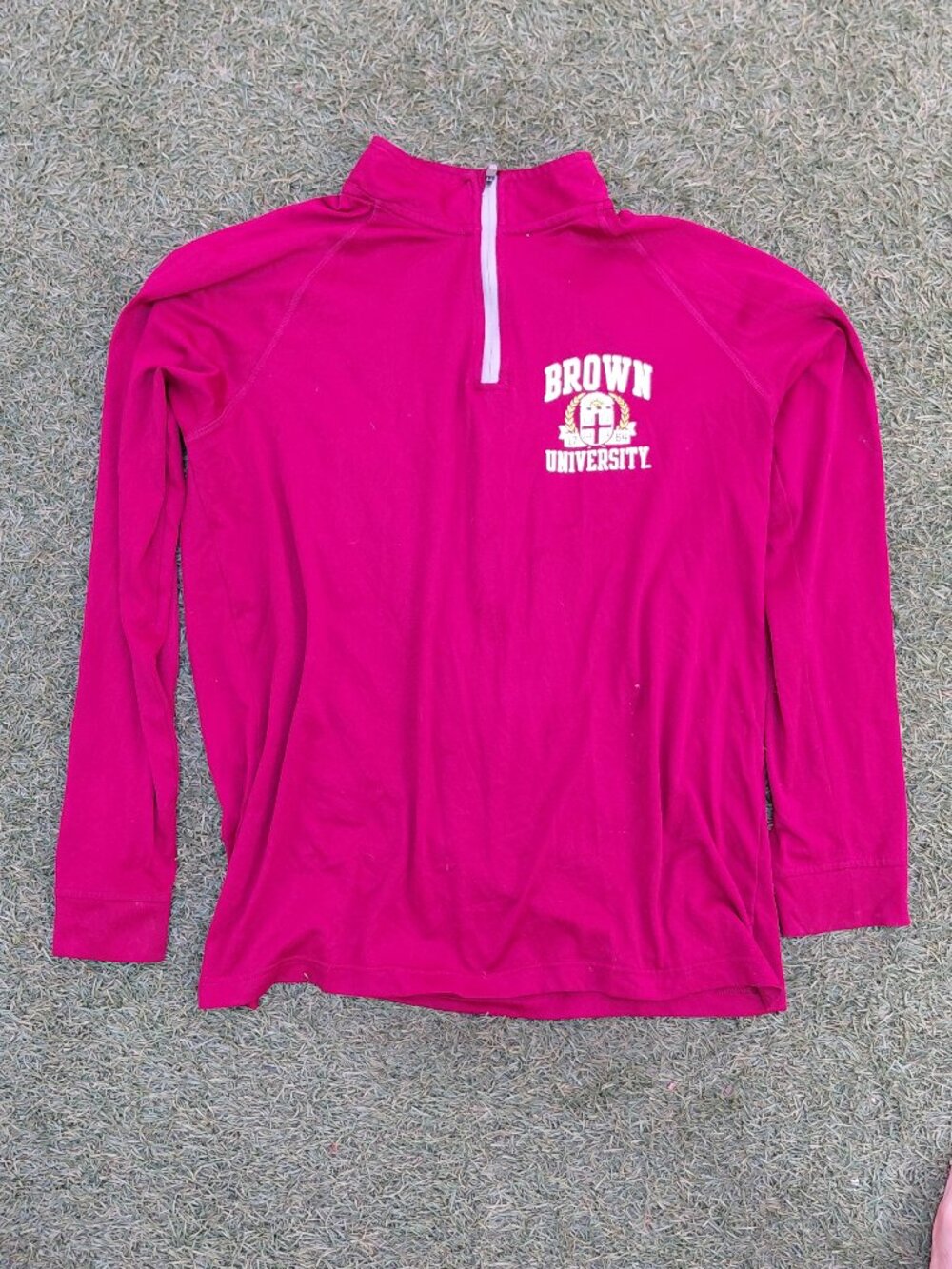 BROWN UNIVERSITY WOMEN'S ATHLETIC TOP UNDER ARMOR, ACTIVEWEAR SIZE SMALL